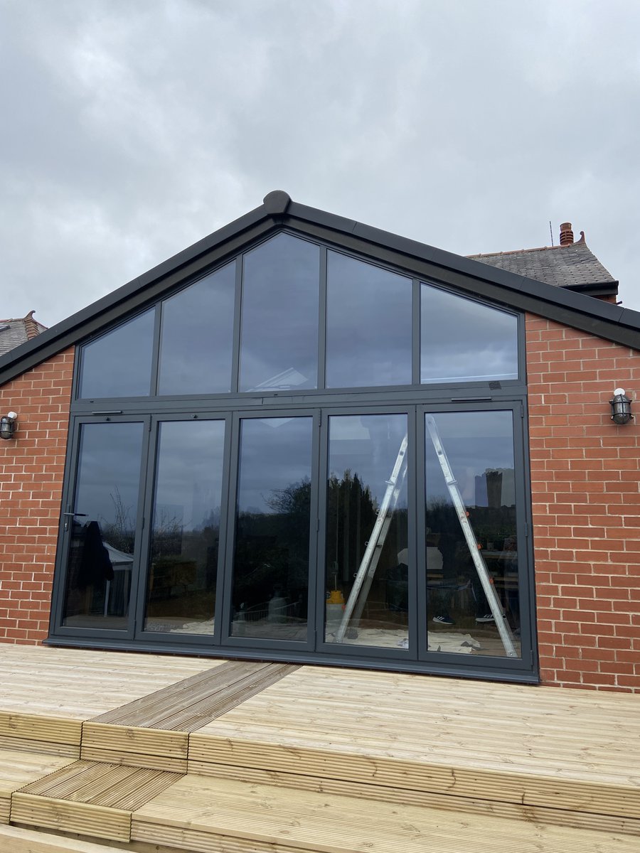 SureguardLTD's tweet image. is in Chester, Somerset &amp;amp; Worcester this week installing Solar Control Window Films. reducing heat &amp;amp; glare 
#installing #heat #glare #reduction #retrofit #windowfilms #sureguardwindowfilms #Nationwide
03300 881 051 enquiries@sureguard.co.uk sureguard.co.uk