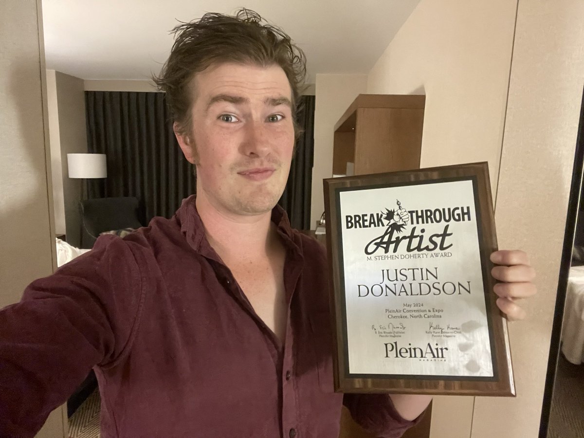 Last night I was awarded breakthrough artist of the year by @PleinAirMag 🙌🎉