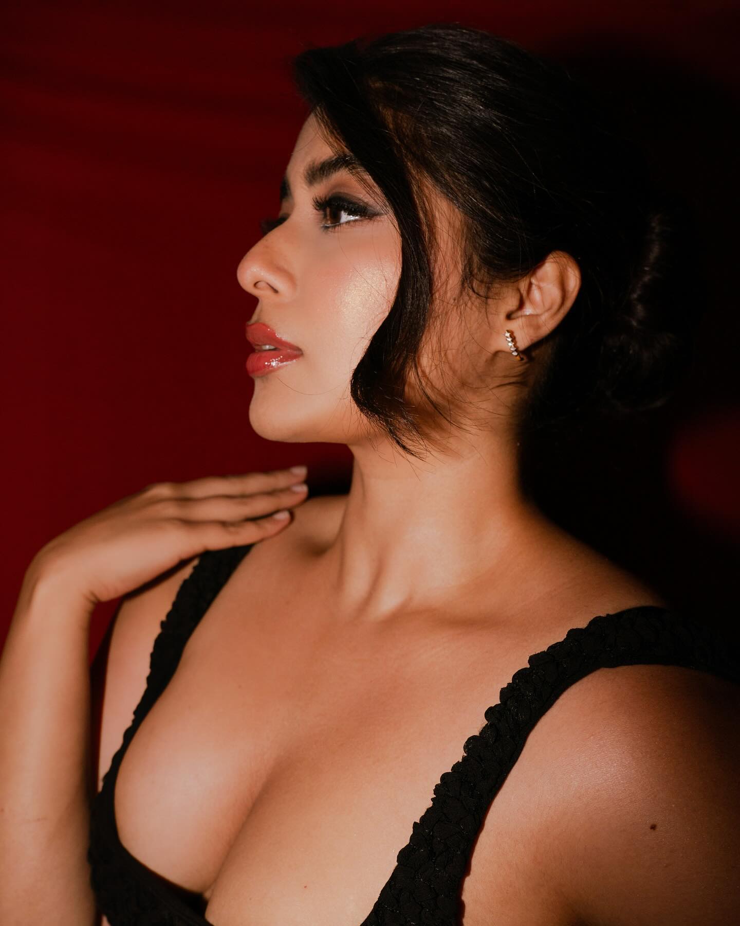 GOGU4HaaEAACN3H?format=jpg&name=large