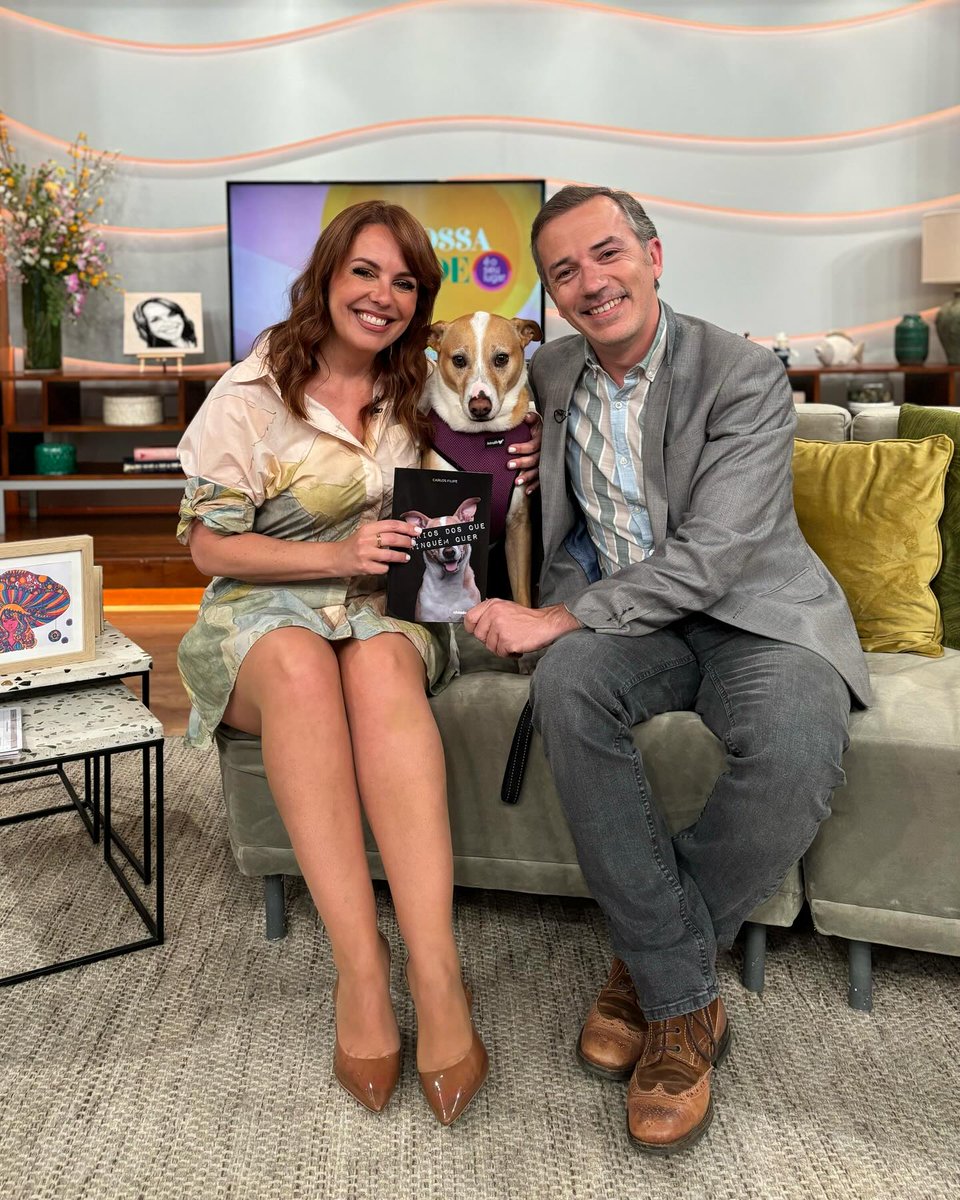 AtlanticBooksPT's tweet photo. 📷 No passado dia 9 o programa A Nossa Tarde contou com a presença do fotógrafo Carlos Filipe para apresentar o seu novo livro “Diários Dos Que Ninguém Quer”, cuja receita reverte para a Associação Animal Life que ajuda milhares de animais e as suas famílias! 

#ANossaTarde https://t.co/MR2BYtbpUm