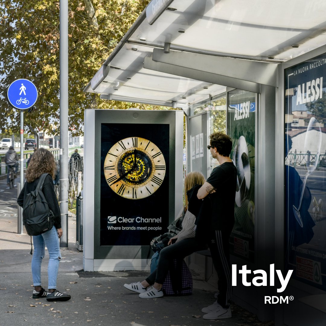We have hundreds of screens placed around Italy, including this stunning bus shelter display.

bit.ly/44pKUte 

#DOOH #OOH #sustainability #digitalsignage #outdooradvertising