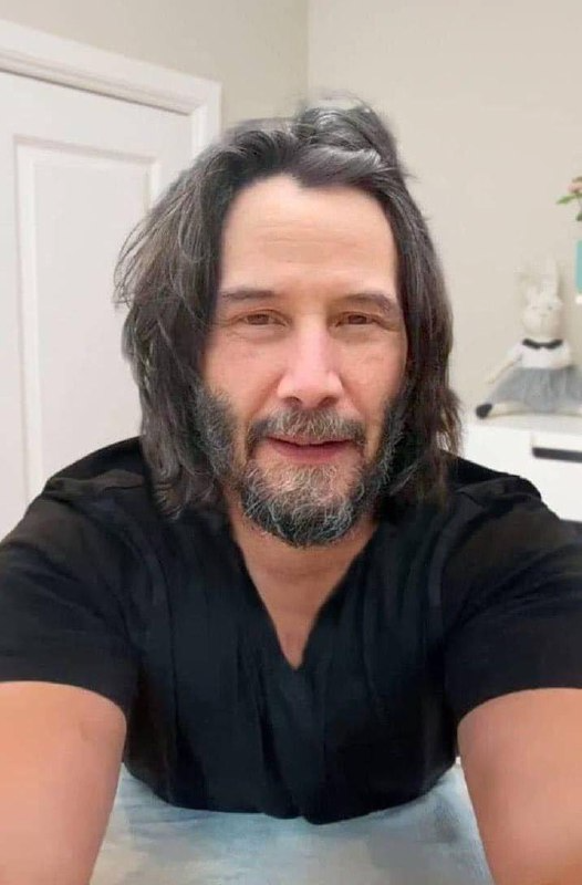 Keanu Reeves once said: 'I’m at the stage in life where I stay out of arguments. Even if you say 1+1=5, you’re right. Have fun.' Here are 9 things I learned from him: