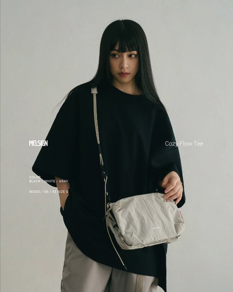 1Shinkirou's tweet photo. MELSIGN®
-
- Cozy Flow Tee  -
-
Color : BLACK
-
Size : S 〜 XL
-
Price : ¥ 9,500 ( in tax )
-
https://t.co/pOl2HVLgsh
- 
#MELSIGN #メルサイン https://t.co/9uFYjBvCte