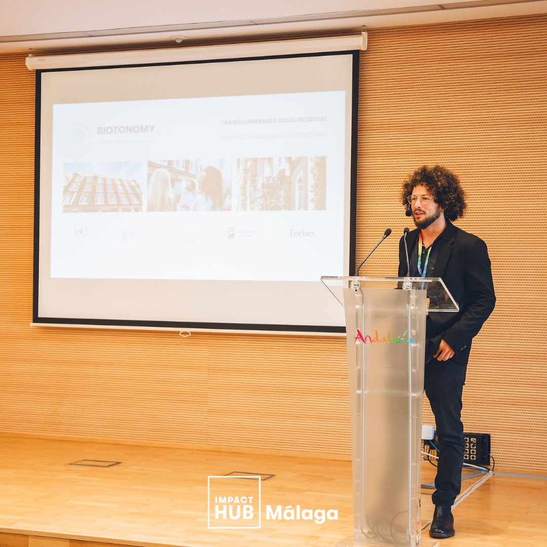El pasado 14 de mayo nuestra directora María Alonso Riquelme participó en la JORNADA SOBRE DIGITALIZACIÓN, INNOVACIÓN Y TRANSFORMACIÓN TECNOLÓGICA EN TURISMO ✨

Habló sobre los retos de los espacios de coworking y las aceleradoras, dentro del bloque de nuevas oportunidades ✨