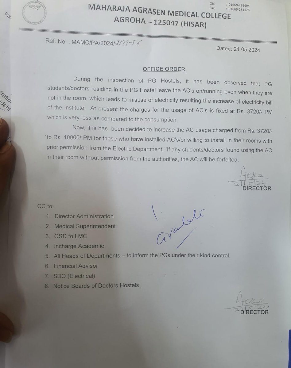 Parmana75684584's tweet photo. Shocking news🚨

Authorities of @mamcagroha force for compulsory Mess and charge extra electricity bill on Residents 10k per month.
The condition of mess Is so bad.

They also increase Hostel charges also for Residents.

So many problems faced by residents day by day
#medtwitter https://t.co/xzSMXL7jZ3