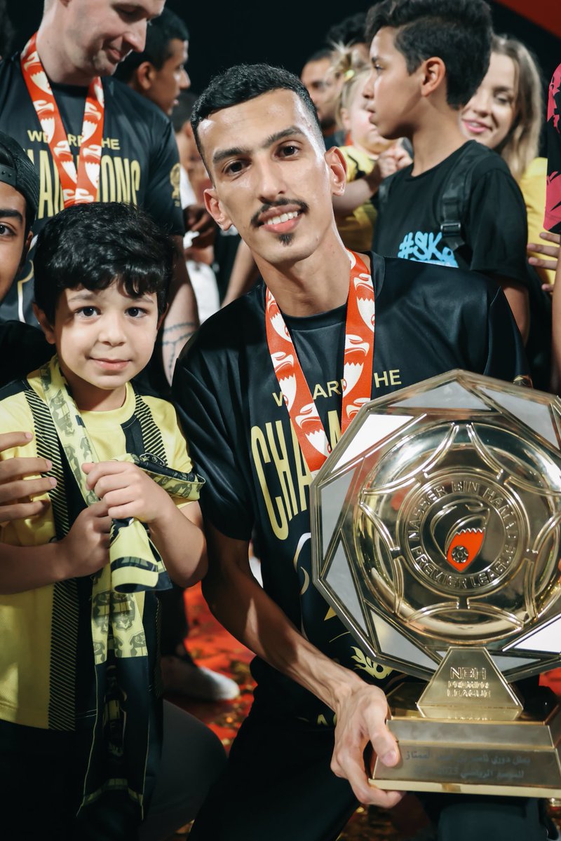 aziz07i's tweet photo. الثانية بتوقيت الخالدية ⌛️🏆💛💛
@alkhaldiyasc https://t.co/bckuvTpTGu