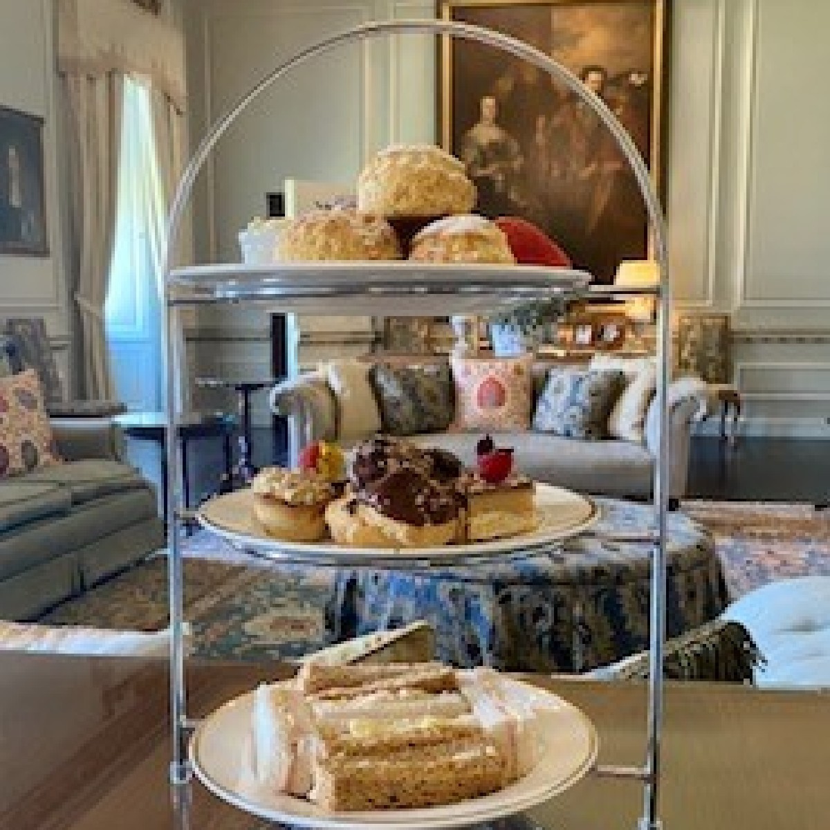 Join us for an unforgettable afternoon this October & tour our historic house.  Discover the fascinating history of Knowsley Hall & the Earls of Derby.  Elevate your visit with afternoon tea 🍰  brnw.ch/21wJYZb #afternoontea #housetours @historic_houses @HistoricEngland