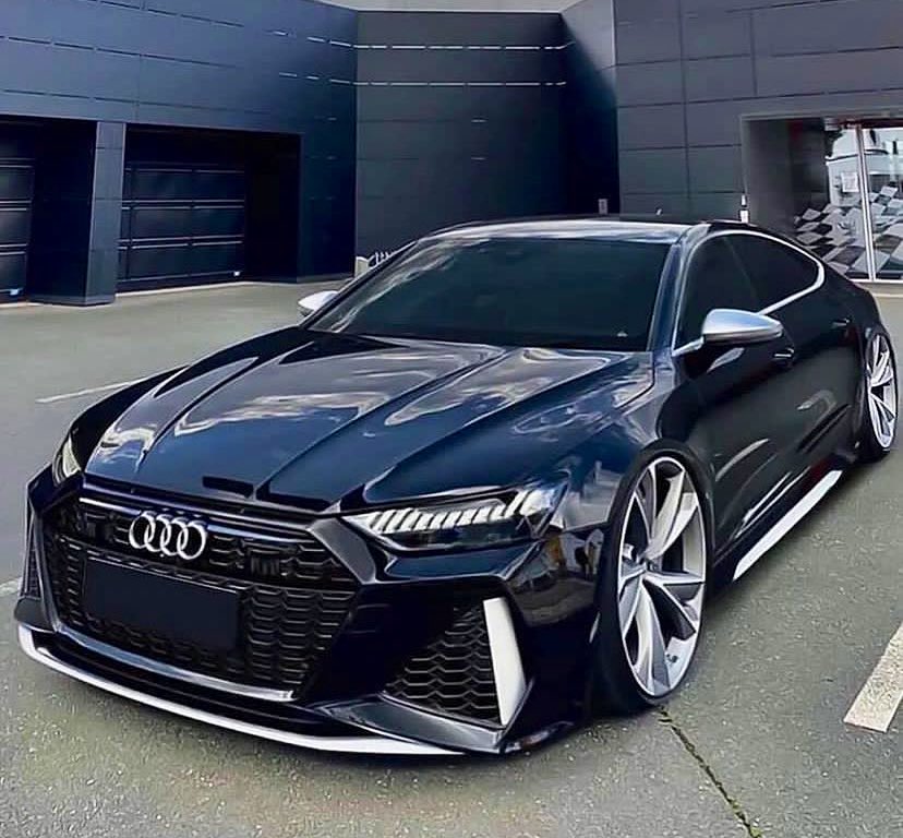 Audi RS7🖤