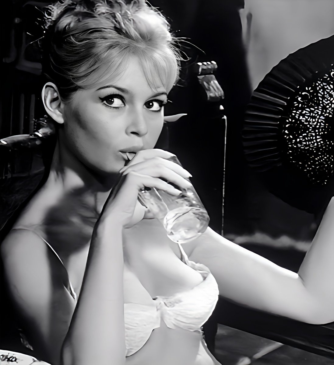 Brigitte Bardot in 'The night heaven fell' 1958