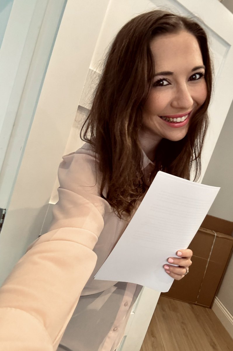 Very vulnerable and honest presentation completed this morning for my trusts Adults Eating Disorders meeting on my story and experience in treatment 🥹💪🏻

Let’s change the world 🌍 ✨