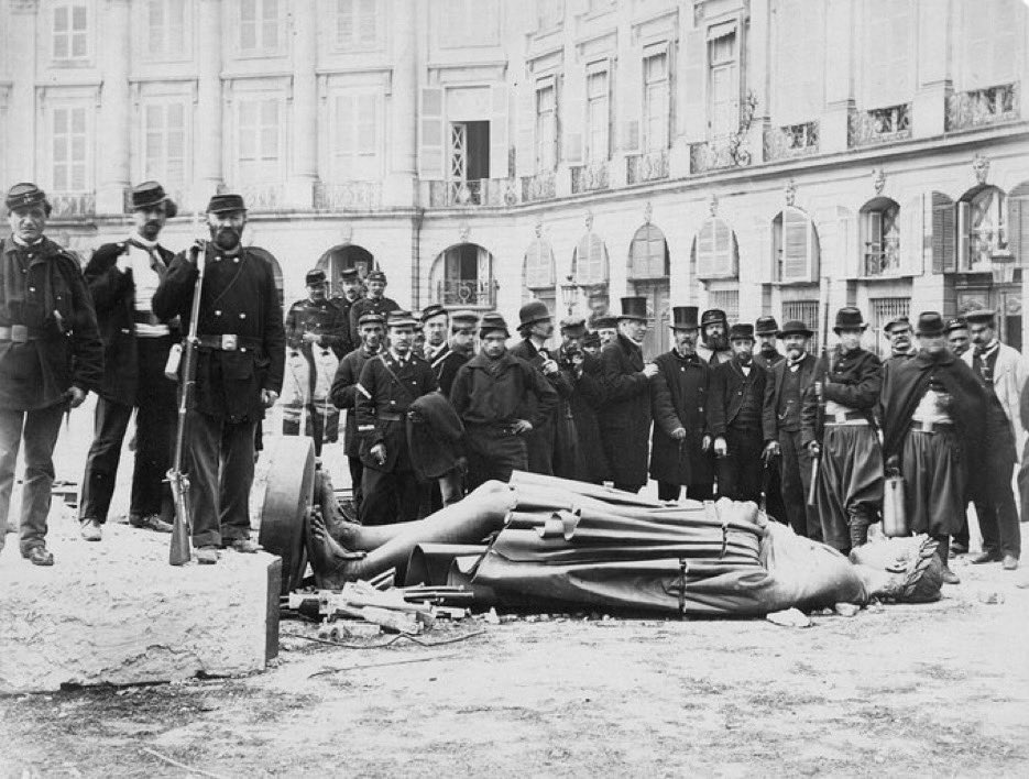Gerade einmal 72 Tage dauerte das sozialistische Experiment in der Pariser Kommune. Dann stürmten Regierungstruppen von Versailles aus die Stadt und machten den Hoffungen auf eine bessere Welt ein Ende. Am 21. Mai 1871 begann der Angriff, der die Kommune im Blut erstickte.