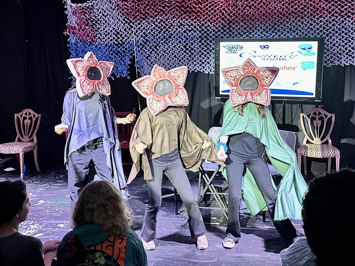 klundstromatmv's tweet photo. Written  and performed #bykidsforkids the #MVMiddle Comedy Show did not disappoint 💙🎭💙 what a way to end a Monday 😂😂 @TheMVSchool https://t.co/qj5uPNqksf