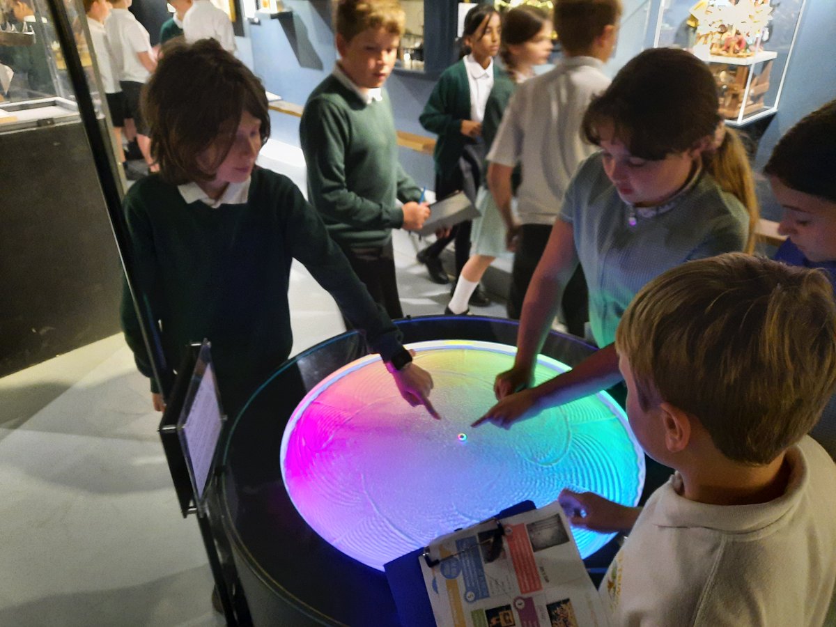 CrocClass's tweet image. We were so proud of the Year 5s on Monday during our trip to @theMADmuseum .  They were so engaged by all the exhibits and enjoyed completing their quizzes, thinking about how the different mechanisms worked!  This trip was inspired by our class text, Clockwork. @WillowsCE