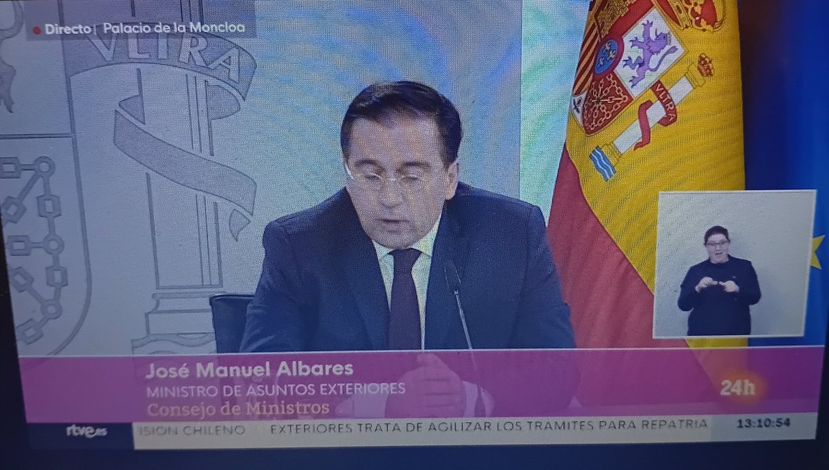 Interviene comunicando sobre el permiso de optar a la nacionalidad española a un amplio colectivo (textual) y ofrece números de: las solicitudes, aprobados y suscripciones. ¿Le interesa algún patido realizar un seguimiento de las nacionalidades que se están otorgando de 1 vez!?