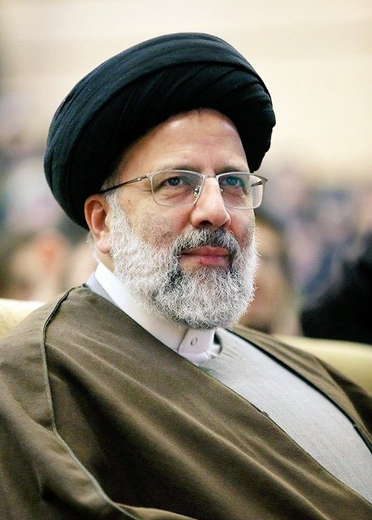 King never dies from our hearts. You always stay in our hearts 💕. Do you agree with me guys? Miss my king 👑 of all Muslims leader. #iran #wold