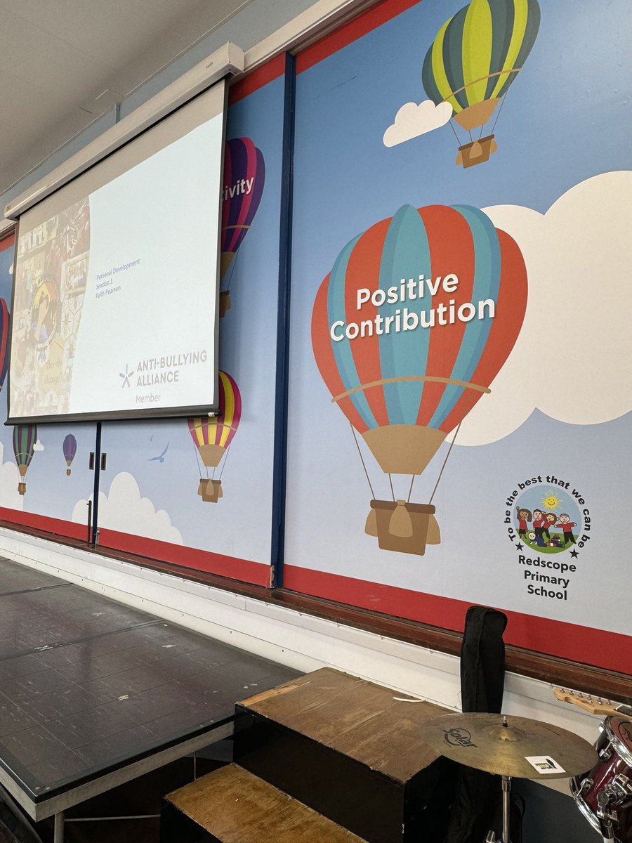 MissFaithP's tweet photo. A fab afternoon @RedscopeSchool 🤩 Personal development sessions with Y5 and Y6! We learned about saying no to Peer Pressure and the power of Consent! https://t.co/l1nv4Zpy2h