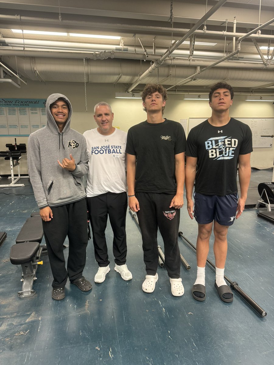 San Jose St recruits Westlake! Appreciate <a href="/coachmcgiven/">Kevin McGiven</a> <a href="/SanJoseStateFB/">San José State Football</a> for stopping by this morning and talking with our boys!

#BLEEDBLUE
