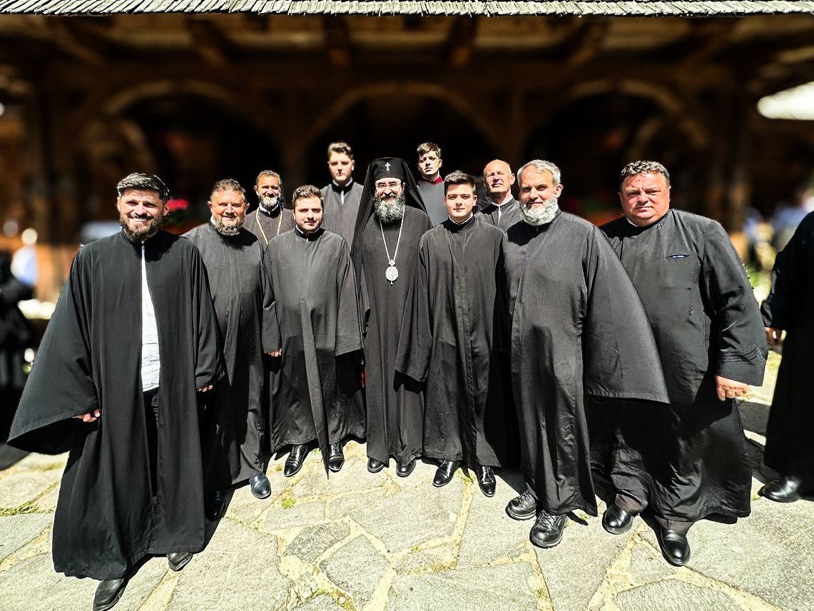 ByzantineChoir's tweet photo. 21 mai 2024 | Târnosirea bisericii Mănăstirii Budești din județul Maramureș
#eormmsm https://t.co/Et3GIB1muH