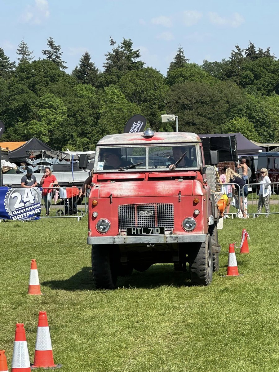 LRSeries2Club's tweet photo. What a fabulous weekend at the @LRMonthly LRM Live show at Malvern! Thank you to everyone who stopped by to see us, and thank you to Andy, Katherine and the team for putting on such a wonderful club stand!
#landrover #landroverseries #landroverseries2  #landroverseries2club https://t.co/Xc4Pk4kHPJ