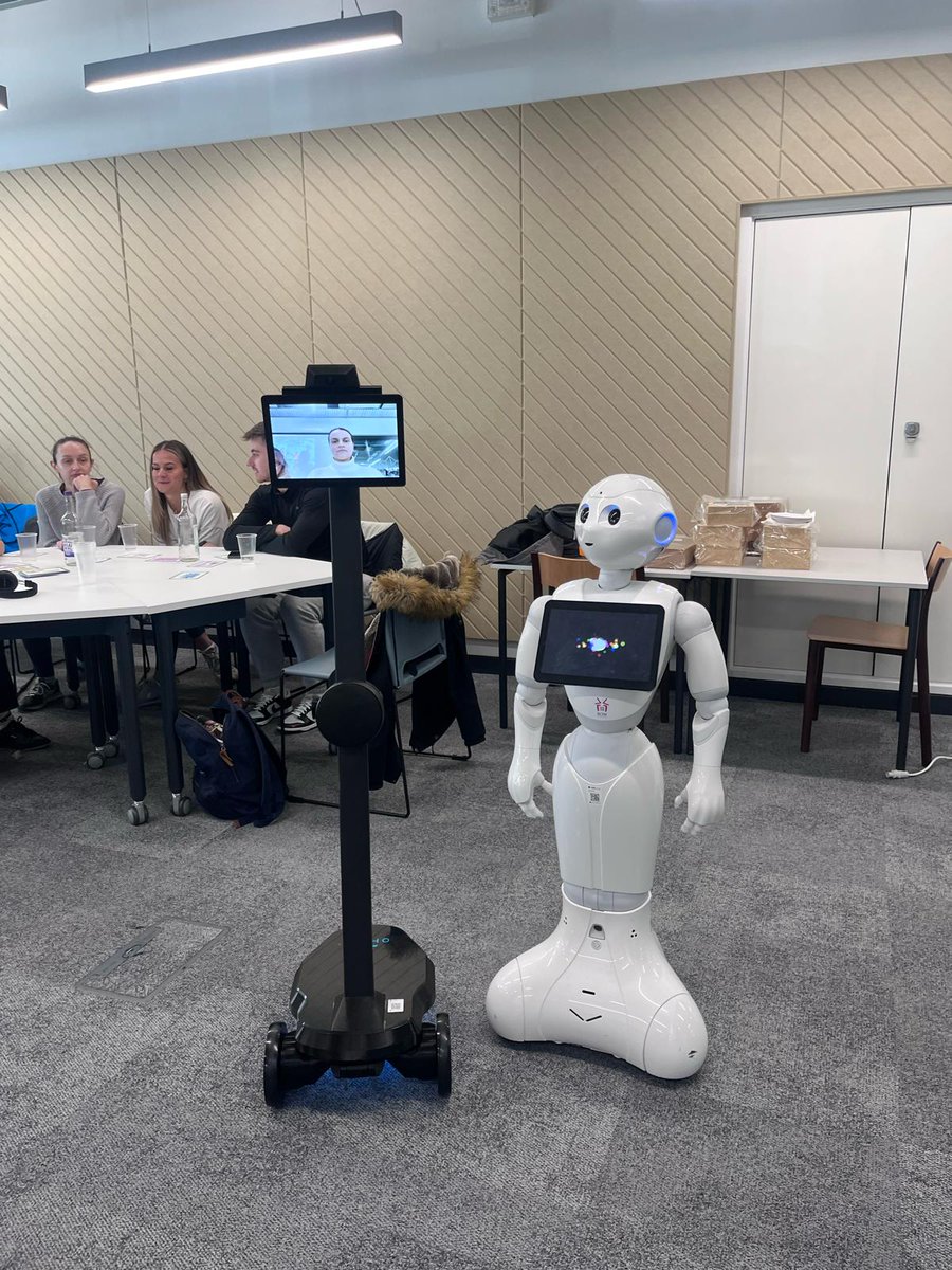 🌟 | Want to hear more about our work to integrate robotics with occupational therapy pre-reg education? Take a look at this month's @OTnews to hear more from @CiaraMRyan ,@MacleanFiona , @AlisonA13414330, @ashleigh_gray1 & @NRobotarium viewer.joomag.com/otnews-may-202…