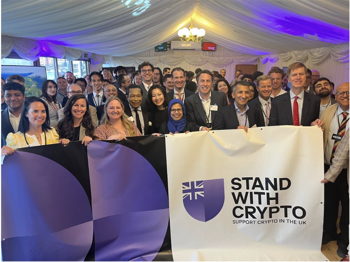 Last night we hosted the <a href="/StandWCrypto_UK/">Stand With Crypto In The UK🛡️🇬🇧</a>  launch at the House of Commons🛡️🇬🇧

Incredible to see policymakers, web3 industry leaders, and leading investors come together for such an event!

Thank you to <a href="/coinbase/">Coinbase 🛡️</a> , <a href="/a16zcrypto/">a16z crypto</a>, and many more for supporting