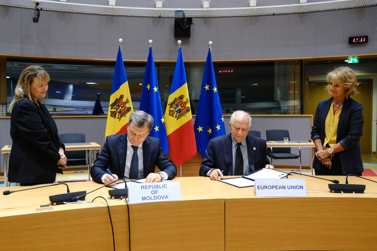 Moldova is the first country to sign a Security & Defence Partnership with the EU. This partnership will enhance the country's resilience. It will allow to jointly address common security challenges, make our engagement more effective and explore new areas of cooperation.
