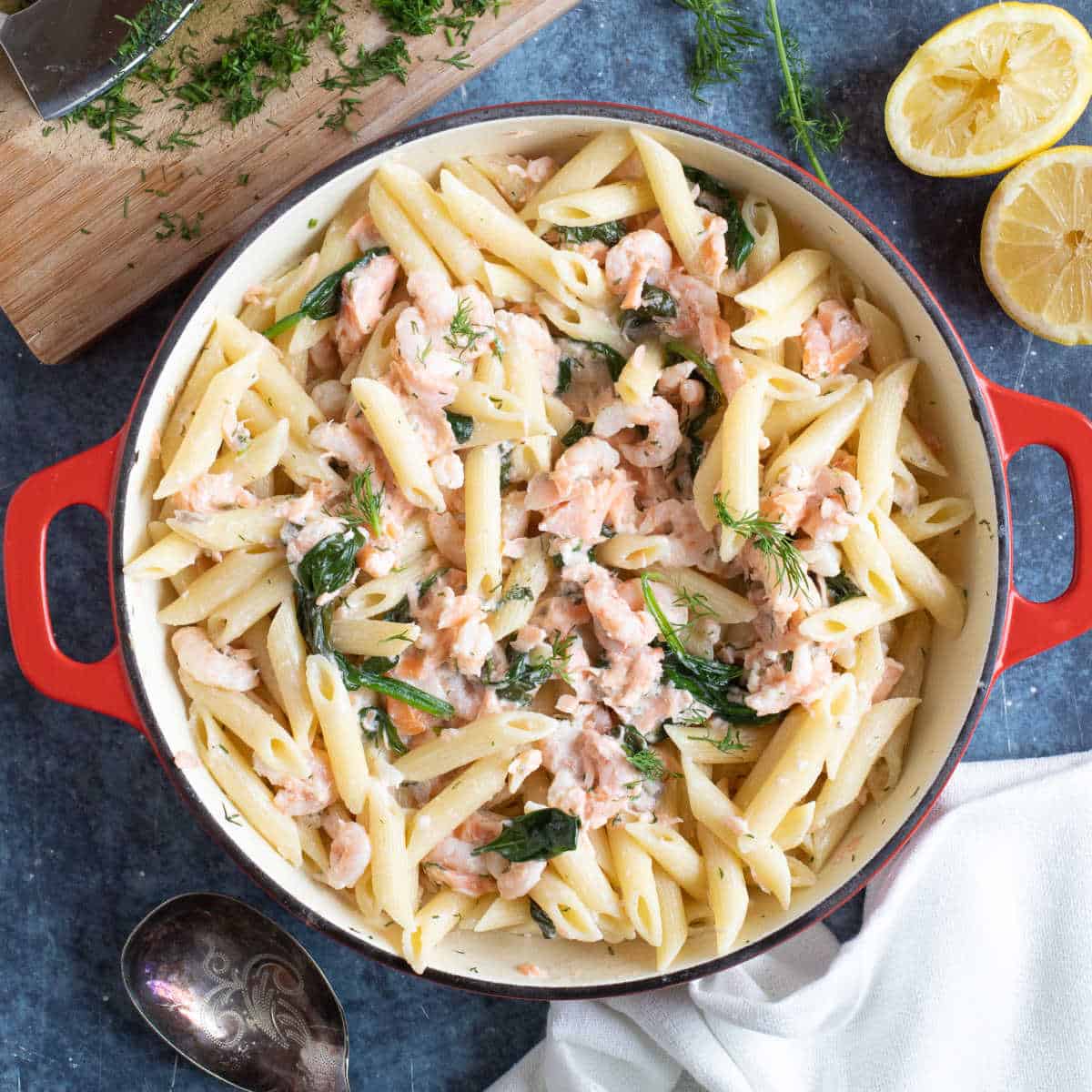 An easy hot smoked salmon and prawn pasta recipe smothered in a rich and creamy creme fraiche sauce. Ready in 15 minutes!

Get the recipe => bit.ly/3pkTru0