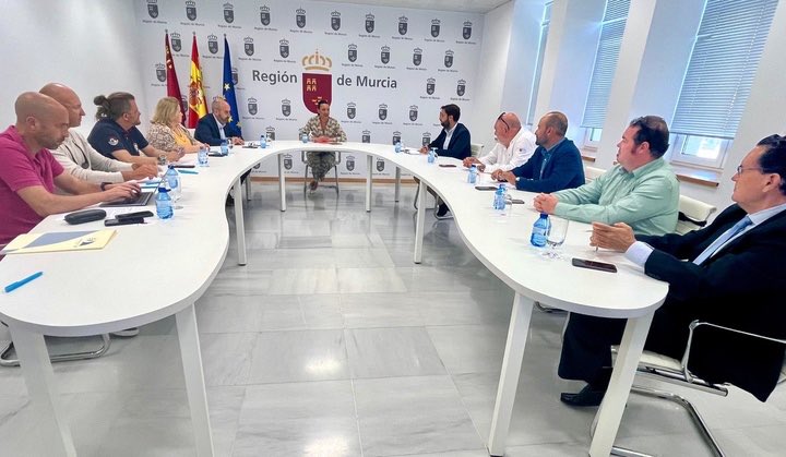 Nace EMTUR, la nueva Federación de Empresarios Turísticos de la Costa Cálida. Esta federación une por primera vez toda la oferta complementaria de experiencias náuticas alrededor del mar y de la Costa Cálida con el sector del alojamiento. carm.es/web/pagina?IDC…