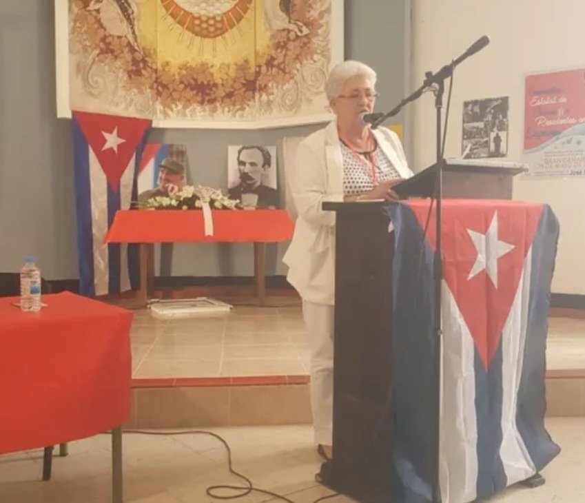 Felicitamos a la cra Mireya Gallego <a href="/AsocAvellaneda/">Asoc La Avellaneda ❤️🇨🇺❤️</a> por haber sido nombrada como Coordinadora  General de la Red Social Integrada (RSI) martianos.
Estamos convencidos que desarrollará sus responsabilidades con el compromiso y tesón que la caracterizan. 
robertodominguez-64426.medium.com/coordinadora-i…