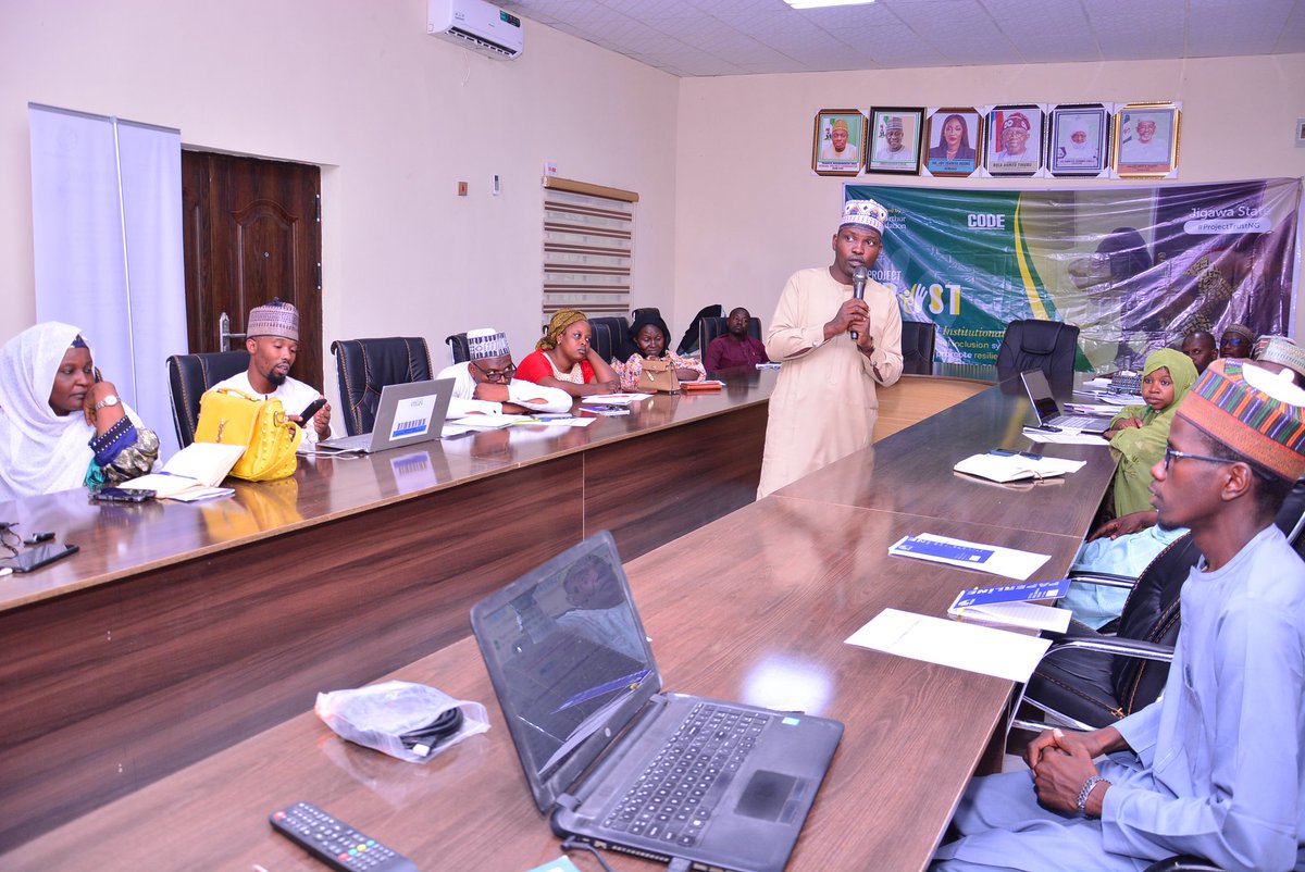 Adam_Suleimann's tweet image. interests are effectively represented.
this training will empower CoPs to contribute significantly to the development of their communities and bring about positive change.

#ProjectTrustNG 
#MacArthurFoundation 
#ConnectedDevelopment 
#FollowTheMoney 
#TransparencyMatters