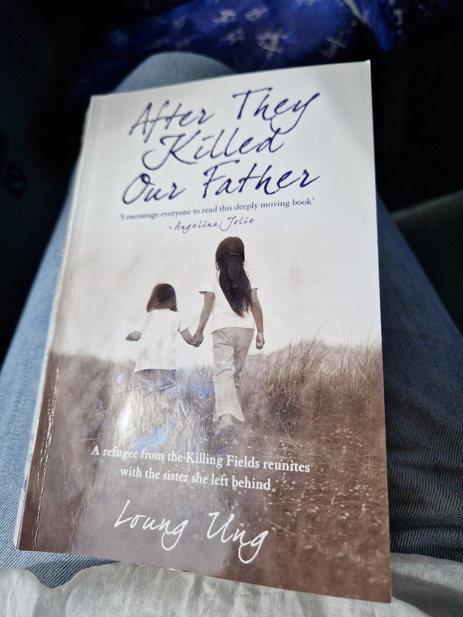 Almost unbearable reading @UngLoung 2nd book. The dreadful things happening in #Cambodia in my lifetime are hard to read. I've been to cambodia a few times, it's such a beautiful country and Loung's books bring a different, unimaginable, dimension. #WarIsShit