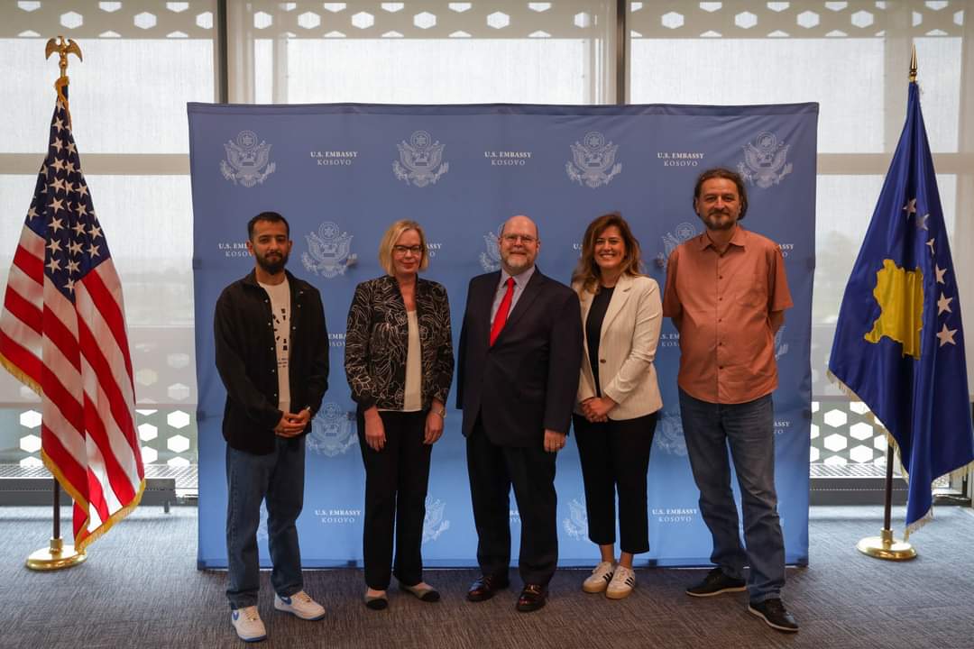 SVeshall's tweet photo. Today, at the American Embassy in Pristina, Nicole Chulick, Deputy Assistant Secretary of the State Department from the Bureau for Democracy, Human Rights and Labor, and the US Ambassador in Pristina, Jeffrey Hovenier, hosted us for a meeting. https://t.co/udD6CWVh1m