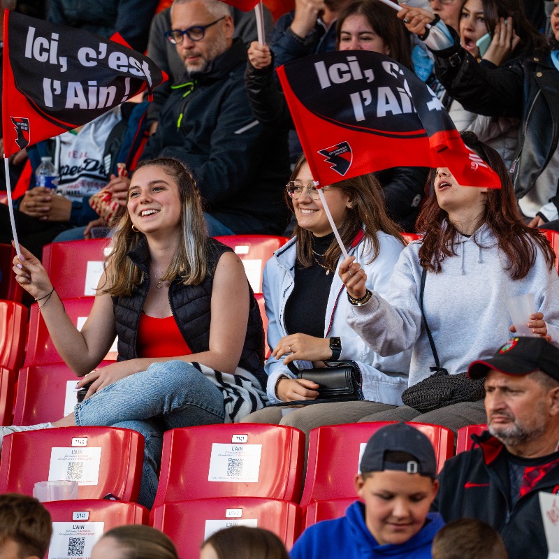 OyonnaxRugby's tweet photo. 📸 𝗟𝗘𝗦 𝗣𝗛𝗢𝗧𝗢𝗦 𝗗𝗨 𝗣𝗨𝗕𝗟𝗜𝗖 I #TOP14 #OYORCT #TOUSOYOMEN
 
👏🏻 Merci aux 𝟭𝟬 𝟮𝟬𝟭 𝙨𝙥𝙚𝙘𝙩𝙖𝙩𝙚𝙪𝙧𝙨 présents au 𝘀𝘁𝗮𝗱𝗲 𝗖𝗵𝗮𝗿𝗹𝗲𝘀-𝗠𝗮𝘁𝗵𝗼𝗻 face au @RCTofficiel.

🔜 Prochain rrv devant notre public le samedi 1er juin à 17h face à l'@avironrugbypro.