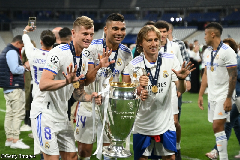 SoccerKingJP's tweet photo. 👏電撃発表⚪️🇩🇪
トニ・クロース、EURO2024後の現役引退を電撃発表…CL決勝がレアル・マドリードでの最終戦
https://t.co/erYqAlcRED

🗣️編集部より
「『高いレベルのまま引退したい』と公言していたクロースが、34歳で現役引退を決断。数々のタイトルを勝ち獲ったレジェンドとしてスパイクを脱ぎます」 https://t.co/L2Wx6xPI65