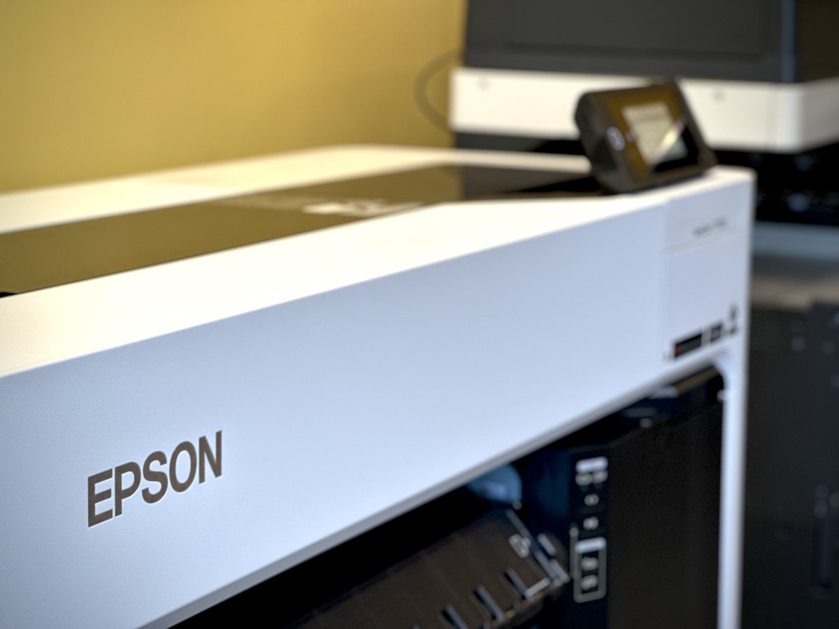 INSoffice's tweet image. Looking for a wide format printer? Look to INS Inc.

We recently installed this 44 inch wide format dual roll Epson plotter. Great quality and reasonably priced.
#epson #plotters #officetechnology