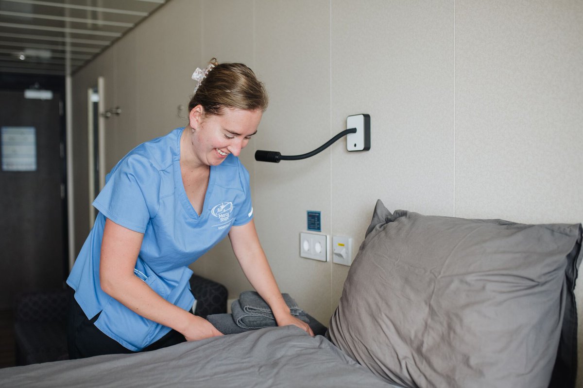 Are you the one always keeping your eyes on the big picture? Apply now for our open #volunteer assistant steward position and use your talents to bring hope and healing to those who need it most: bit.ly/49GZ6jh

#FindYourPlaceOnBoard #Volunteer #MercyShips