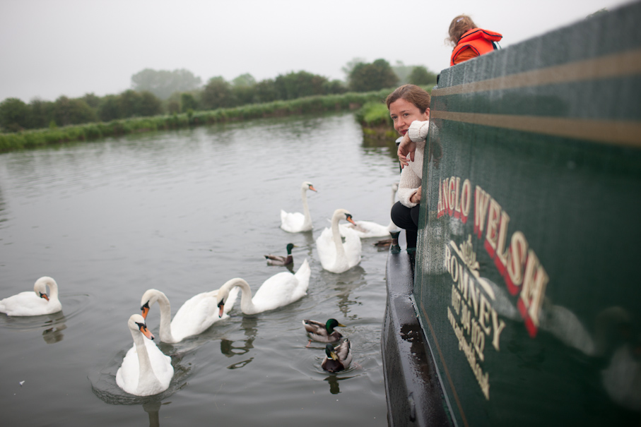 From fresh air and connecting with nature, to learning new skills, 10 reasons why #canalboatholidays are great for families ow.ly/FfPN50RMUxI