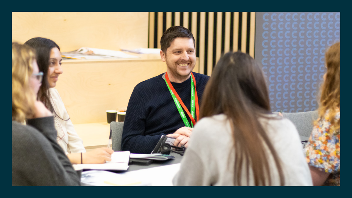 A wnaethoch chi fynychu ein gwibaith Iaith ar Daith? Neu a wnaethoch golli allan?

Peidiwch â phoeni! 

Mae’r dylunydd cynnwys, @osianrhysjones, yn crynhoi ei brofiad a’i sgyrsiau yn ein cofnod blog diweddar: …asanaethaucyhoeddusdigidol.llyw.cymru/blogiau/be-ddy…