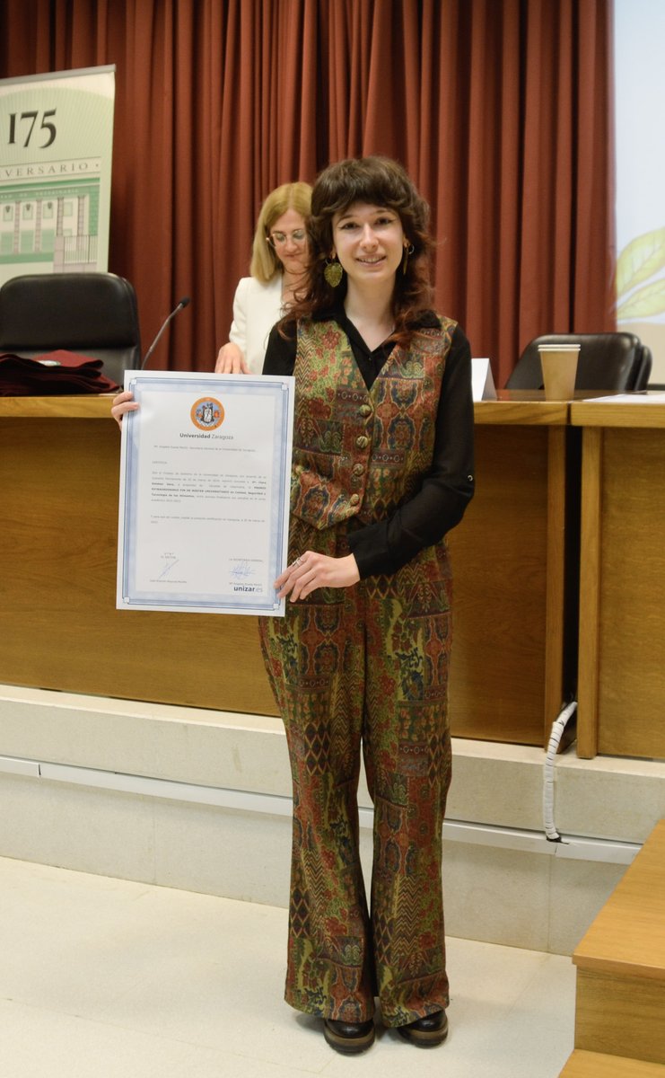 FVeterinariaUZ's tweet photo. Y ¡Enhorabuena a las premiadas durante el acto de Graduación de los Másteres Universitarios en Calidad Seguridad y Tecnología de los Alimentos y en Salud Global! #onehealth #premioextraordinario #MUSG #MUCSTA https://t.co/WttPWoTQO4