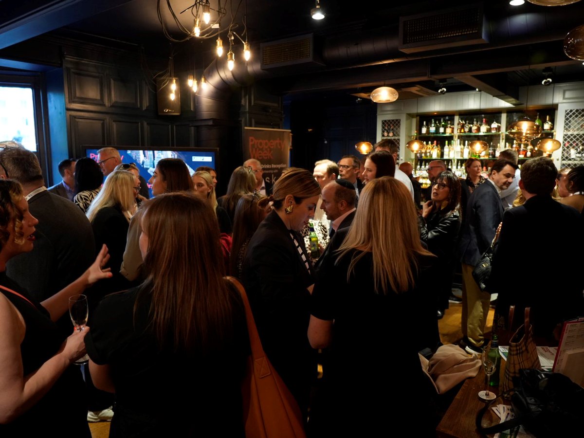 PropertyWeek's tweet photo. Last night we hosted our Editor's Drinks Reception, an official fringe event at this year's UKREiiF in Leeds. This gathering was made possible thanks to the sponsorship of @ASKPartnersLtd.

@emapPublishing

#PropertyWeek #UKREiiF https://t.co/YCa8dc28Fl