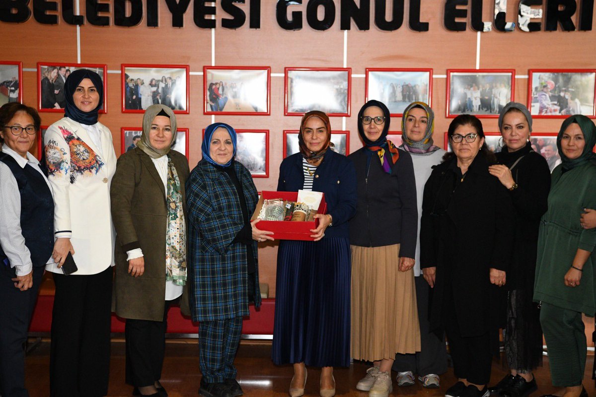 NeyadVakfi's tweet photo. Kadınlarımız ve kızlarımızın sesi olmak için var gücümüzle çalışıyoruz.❣️
Biliyoruz ki bu düzeni el ele vererek değiştirebiliriz.
@Nilgun_Diptas
#neyad https://t.co/knOVIfmGle