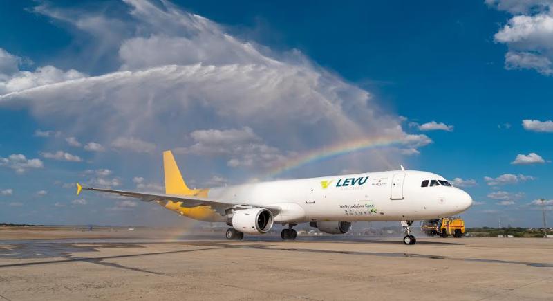 MROBusiness's tweet photo. a @SmartLynxCom A321F aircraft, leased under a dry agreement, arrived in Recife, Brazil, to commence the registration process with the National Civil Aviation Agency of Brazil.

#agreement #airline #cargo #Freighter #Levu #LevuAirCargo #PSLVU #SmartLynx

https://t.co/dxEcogQQ3x https://t.co/XPxxEPgvHx