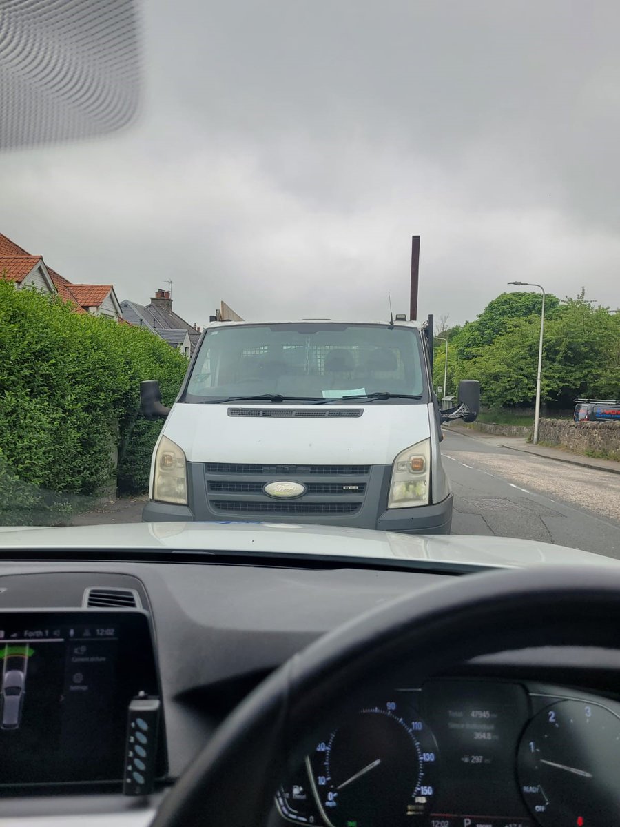 PSOSRoads's tweet photo. #EdinburghRP stopped this vehicle today in the Clermiston area of Edinburgh as the MOT had expired, turned out the driver also had a revoked driving licence. The vehicle was seized and the driver reported to the court. #Fatal5 #CheckYourDocuments #S165 https://t.co/2ilNfQ9uih