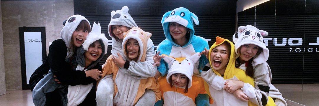 httpsjhocey's tweet image. 📍mi casa