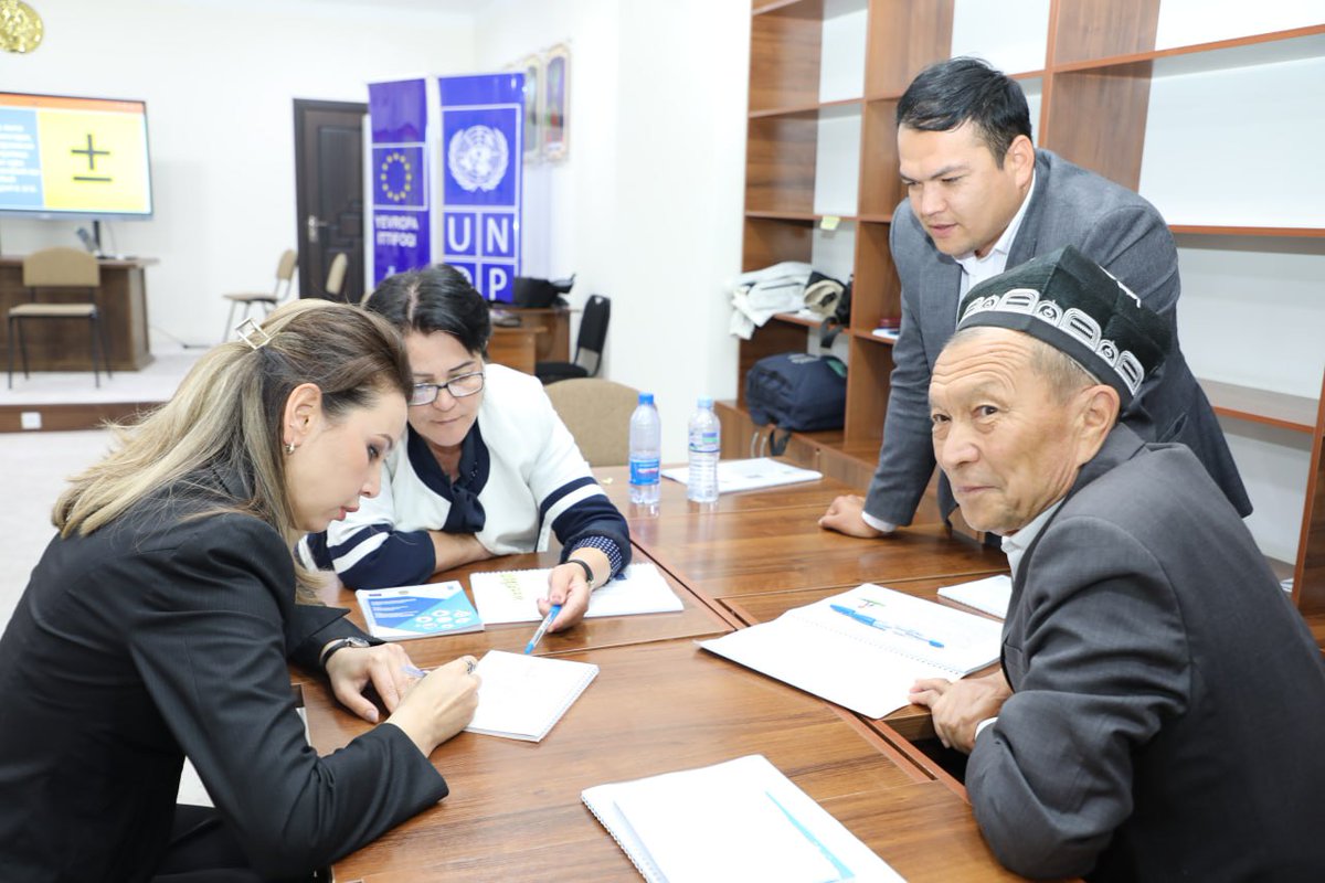 🎯Introducing new KPIs for effective local governance!

We're training khokimiyat (municipality) staff in Jizzakh and Syrdarya regions on KPI setting, implementation, analysis, and change management to improved efficiency & strategic goal achievement.

#publicservices