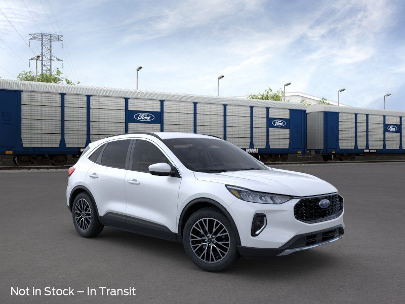 LectriumEVs's tweet photo. Meet the Ford Escape PHEV 2024    

✅Brand New    
✅Electric Range of 37 mi    
✅210hp
✅$29,070 - after potential saving    
✅In Missouri

https://t.co/3ezRbKb1JX

#Ford #Escape
@lectrium https://t.co/tmIzo94y4I