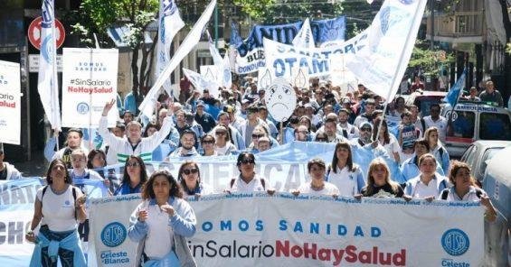 #Noticias 🔊|| La Federación de Asociaciones de Trabajadores de la Sanidad #Argentina 🇦🇷(Fatsa) continúa hoy con la celebración de asambleas informativas como parte de un plan de lucha para exigir un aumento 💰salarial. Más En Prensa Latina prensa-latina.cu/2024/05/21/tra…