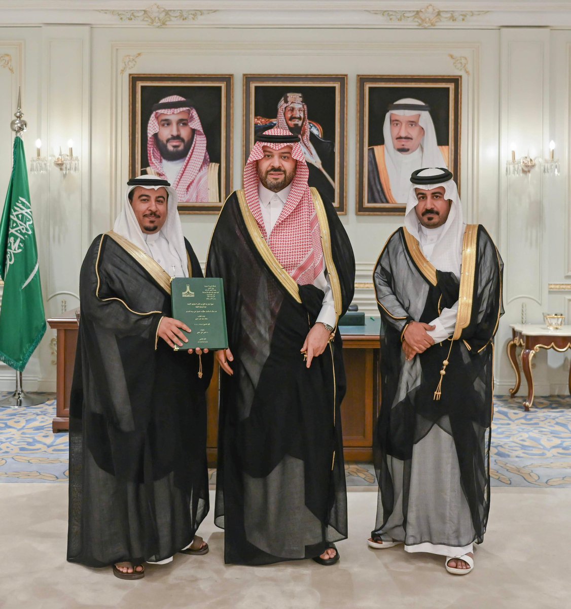 حفظك الله سمو سيدي الامير فيصل بن خالد بن سلطان بن عبدالعزيز امير منطقة الحدود الشمالية .