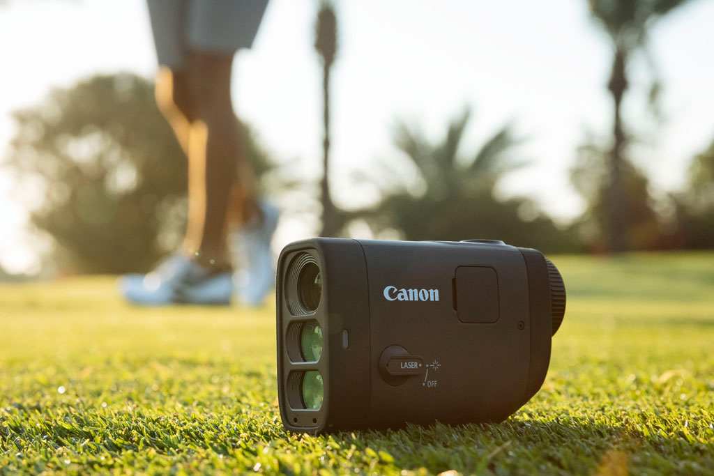 Golfers! ⛳️ 🏌️‍♀️ Canon has announced the Canon PowerShot Golf, a compact laser rangefinder for golfers. It’s an action camera that’s designed to help avid golfers up their game as well as document it: amateurphotographer.com/latest/photo-n…
📷 @CanonUKandIE