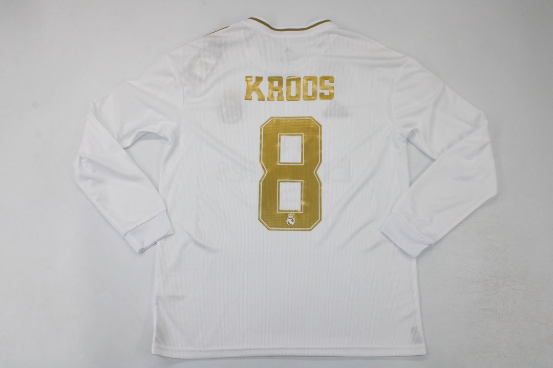 INFUTcamicracks's tweet image. ❤️8️⃣ SORTEO ESPECIAL RETIRADA DE KROOS

Sorteamos una camiseta (retro o actual) de 𝐓𝐨𝐧𝐢 𝐊𝐫𝐨𝐨𝐬 a elegir por el ganador/a. 

Para participar:

1. Seguir a @INFUTcamicracks 
2. Dar RT y MG a este tweet

¡Suerte a tod@s! 🍀